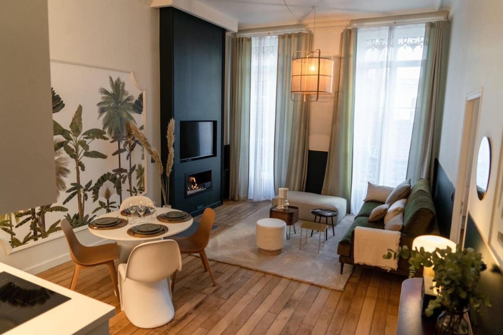 Beige Hospitalite - Coco - Hypercentre-2Chambres-Parking-Zen سانت إتيان المظهر الخارجي الصورة
